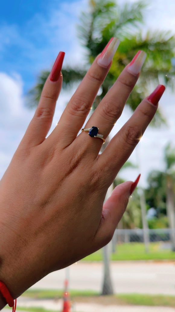 Anillo Piedra Safiro Con Zirconias Blanca’s,
